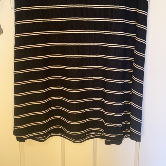 ✨HostPick✨ Billabong Striped Mini Dress Size L - Picture 4 of 5